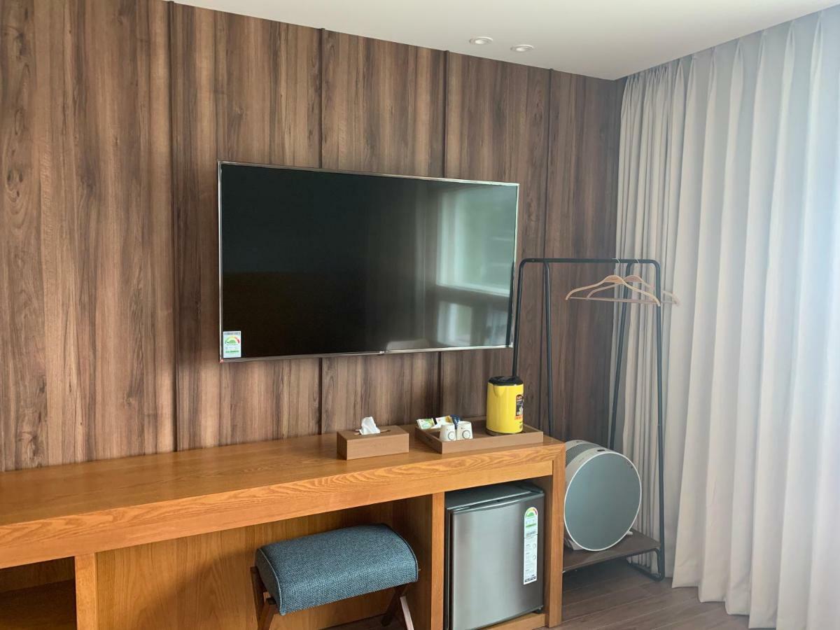 Am Ort Hotel Yeosu Esterno foto